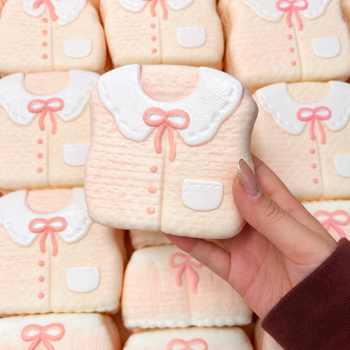 Pink Cardigan Slow-Rising Squishy - product photo